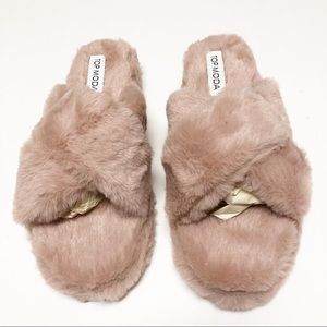 Top Moda Pink Fluffy Slip On Slippers